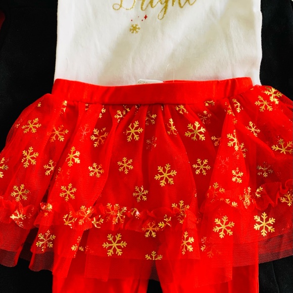 6 month old baby onesie and tutu for Christmas - Picture 2 of 2
